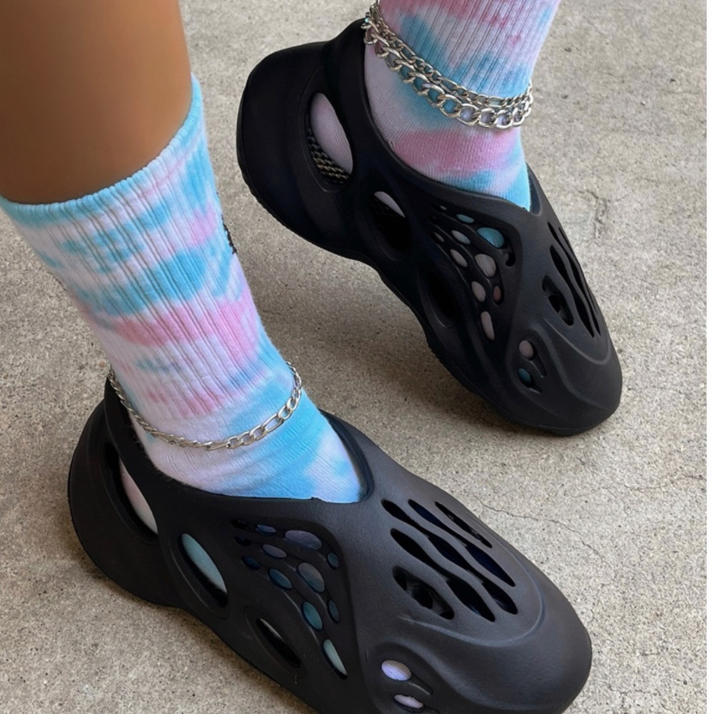 🚫SOLD ON FB🚫Replica Foam Runners Kids 4